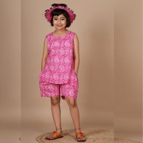 Parijaths Floral Nighty with Front Button