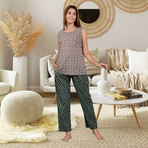 Parijaths Pyjama Set